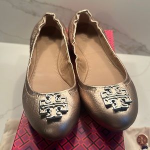 Tory Burch Melinda Ballet Flats. Size 8. Gold. EUC.